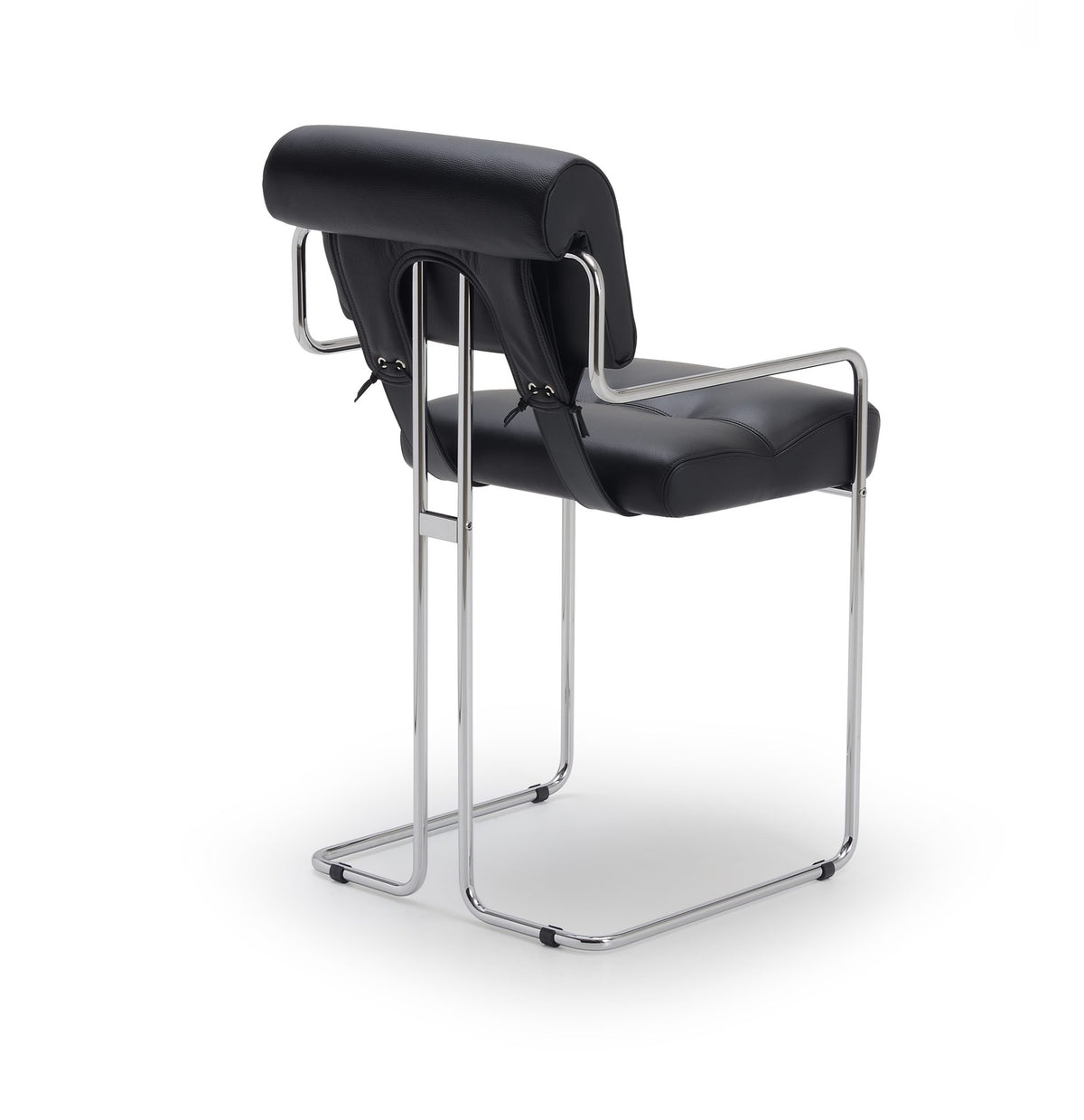 Tucroma Chair