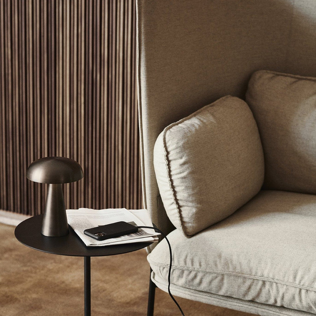 Como table lamp